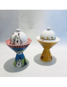 Porta uovo con cucchiaino...