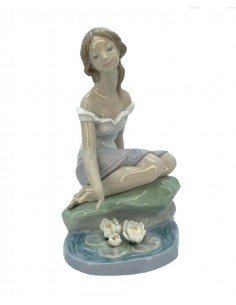 Statua Il sogno di Elena di... 2