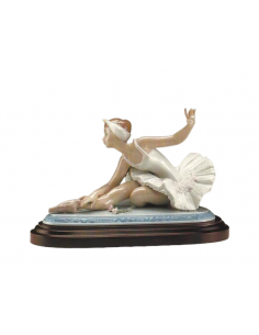 Statua Ovazione di Lladrò 2