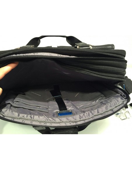 Borsa due manici Nera di Piquadro 